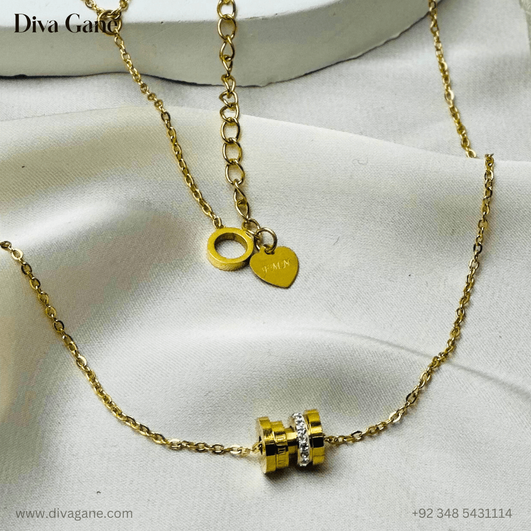 Eterna Loop Pendant