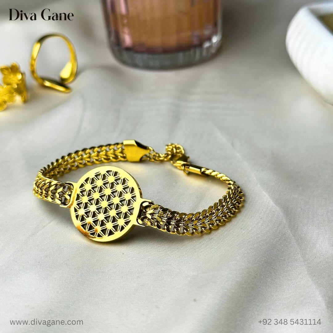 Aura Dial by Diva Gane