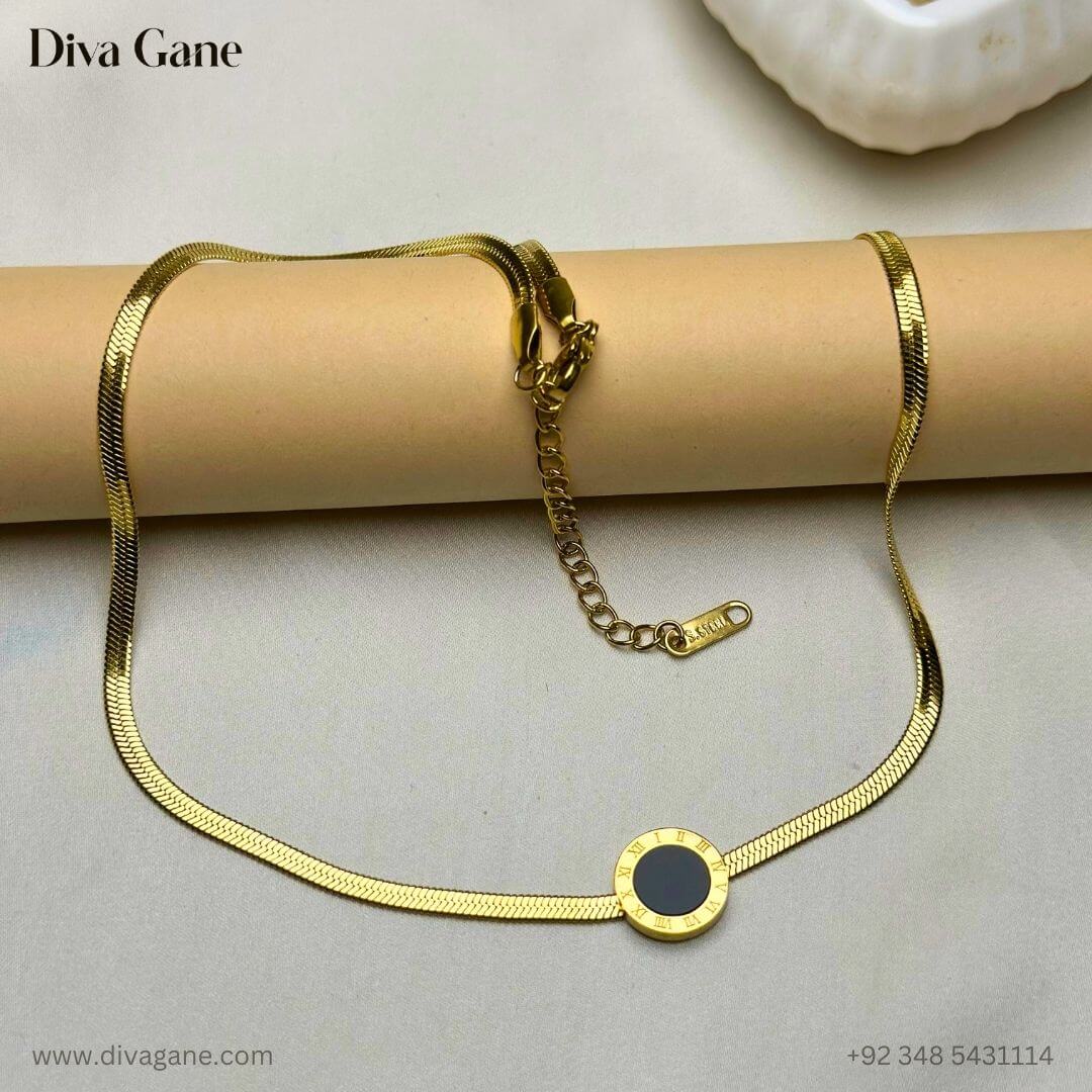 Eclipse Gold by Diva Gane