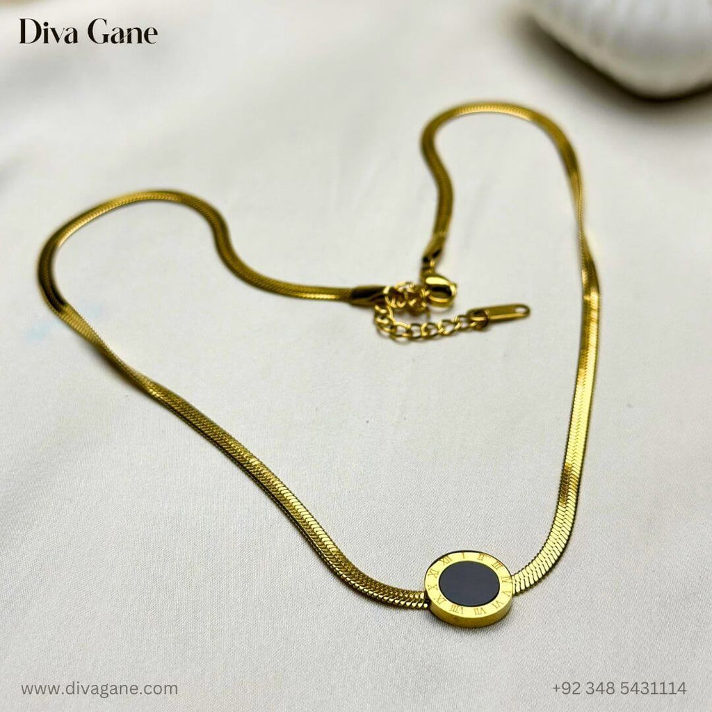 Eclipse Gold by Diva Gane