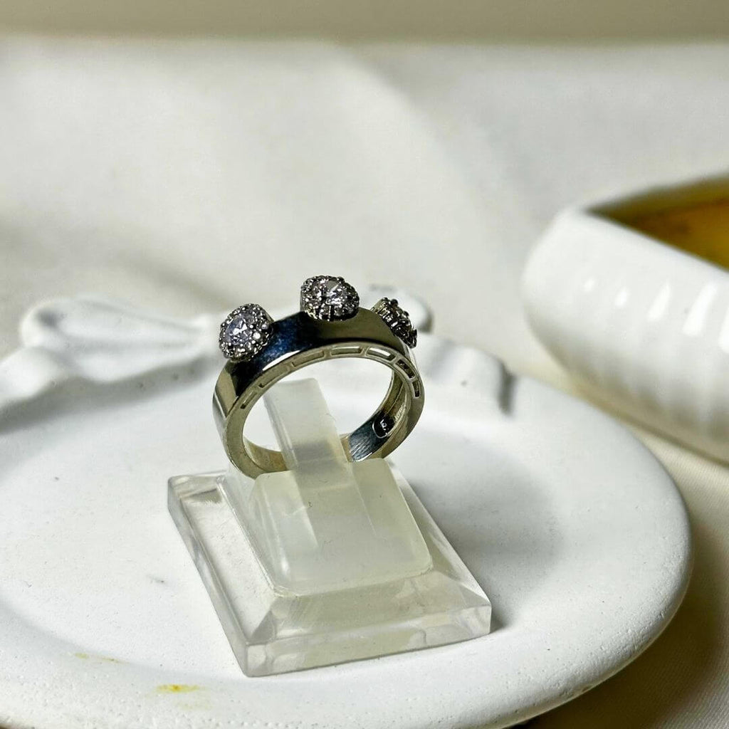 Eterna Trio Ring