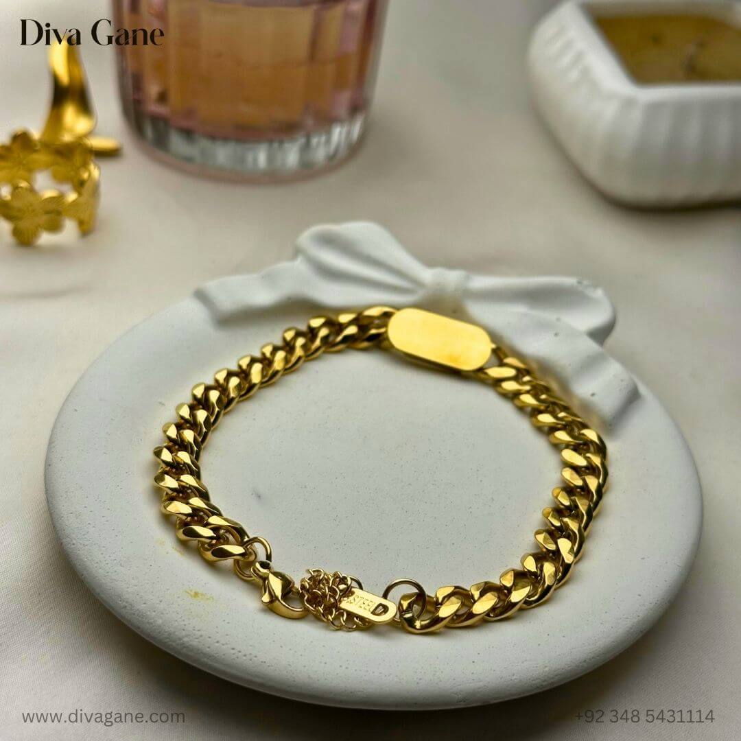 Gold Glint Bracelet