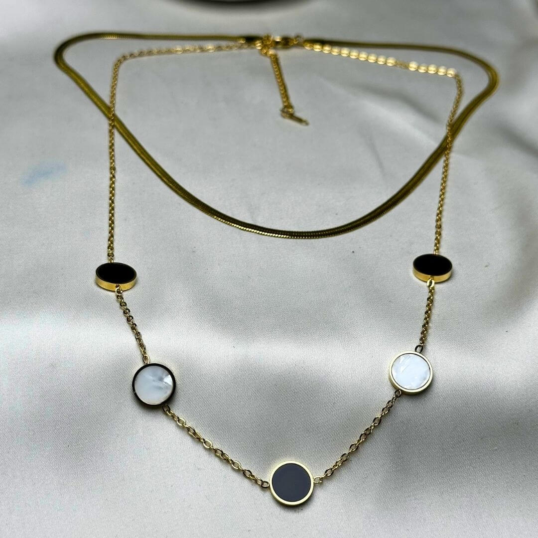 Golden Parallel necklace