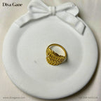 Leaflet Love Ring