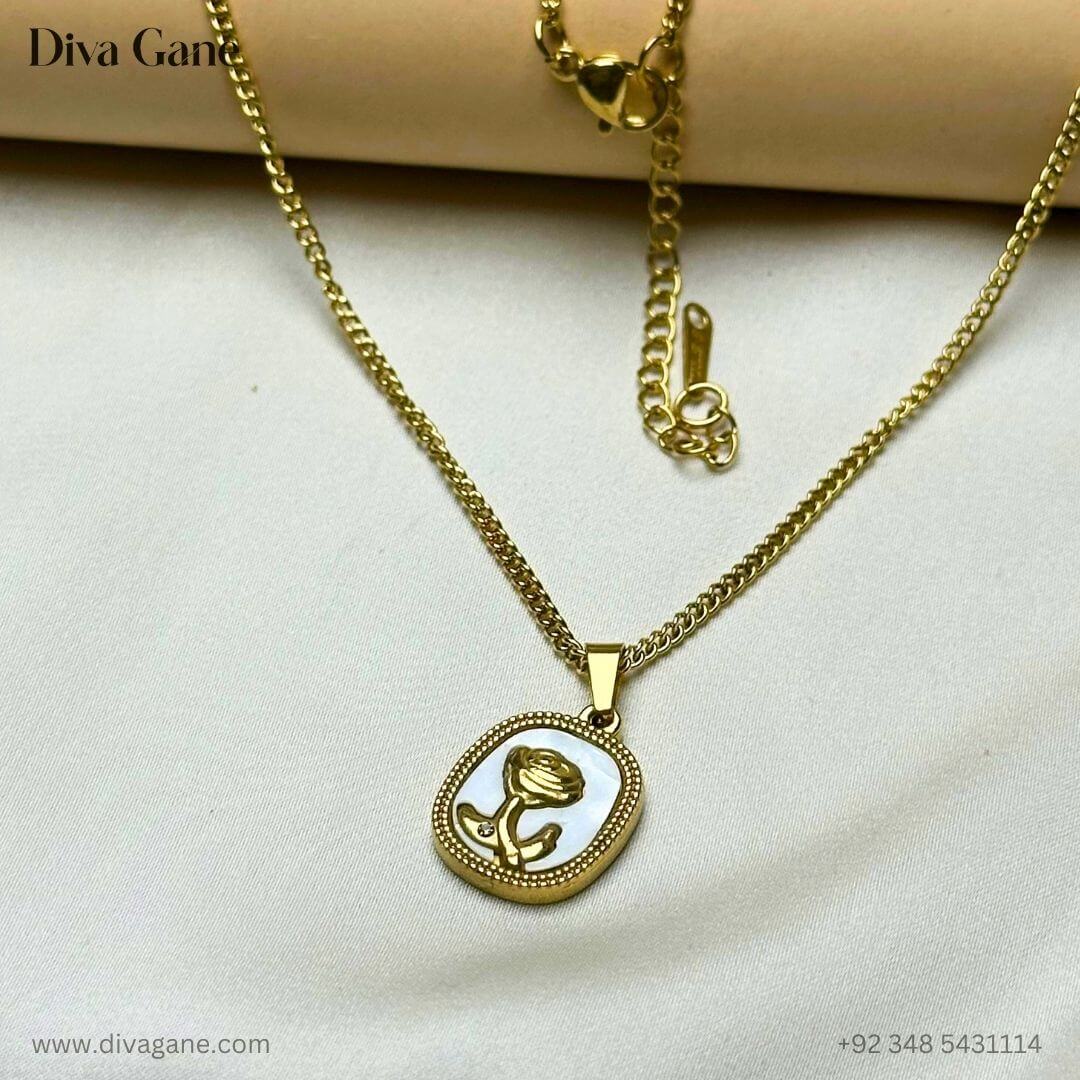 Rosette Radiance Pendant