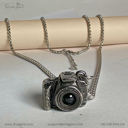 Long Chain Camera Pendent