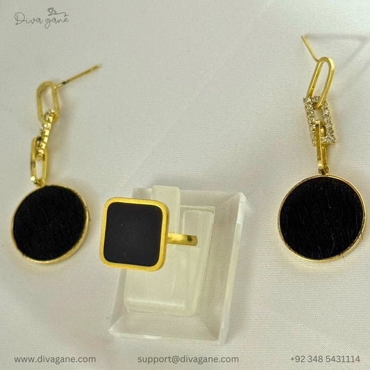 Square Black Ring