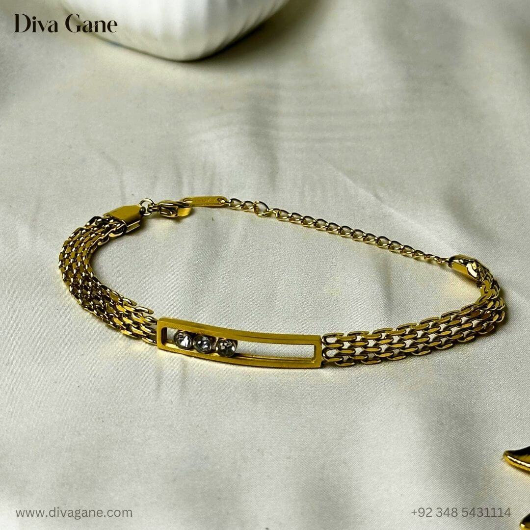 Trinity Gleam by Diva Gane