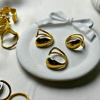 Vera Curve Ring