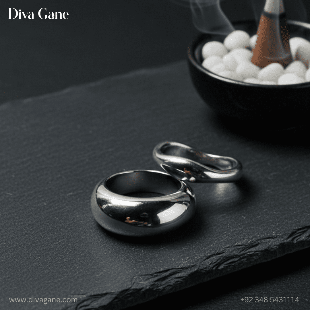 balloon breeze duo Stylish ring with a sleek finish, hypoallergenic and anti-tarnish, ideal for gifting and everyday wear – Diva Gane