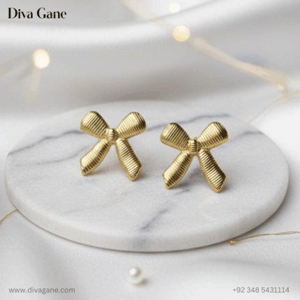 Dainty Knot by Diva Gane