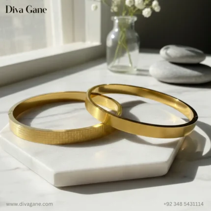 Plain Gold Bangle